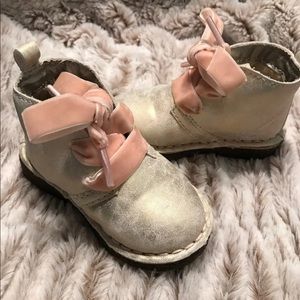 Carters girls boots